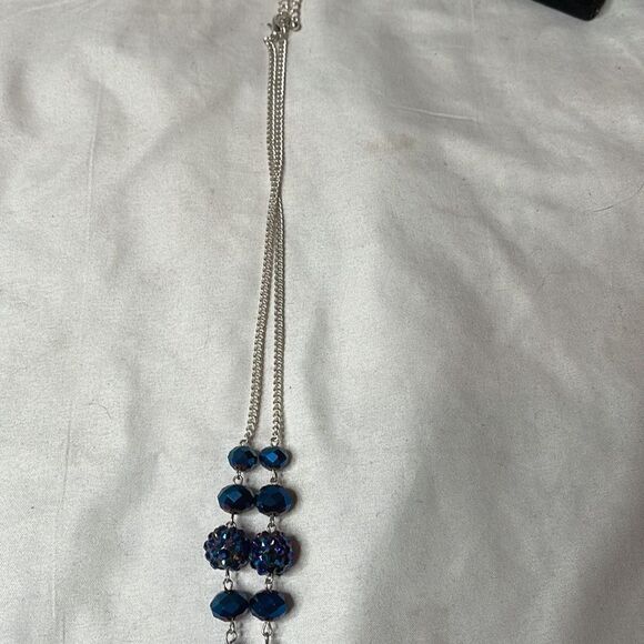 Silver Drop Pendant Necklace With Blue Gem Stones. - Picture 5 of 7